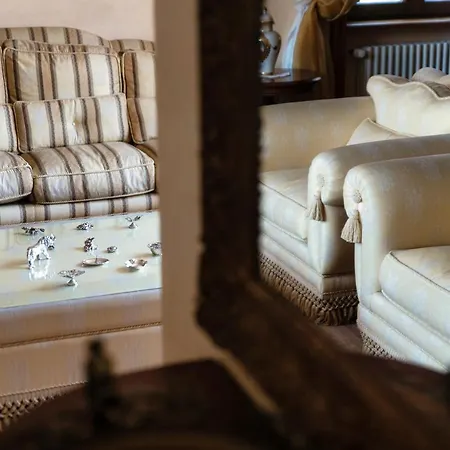 Charming & Luxury Villa