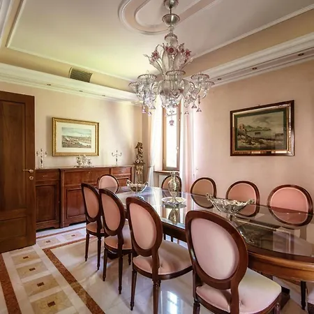 Charming & Luxury Villa *